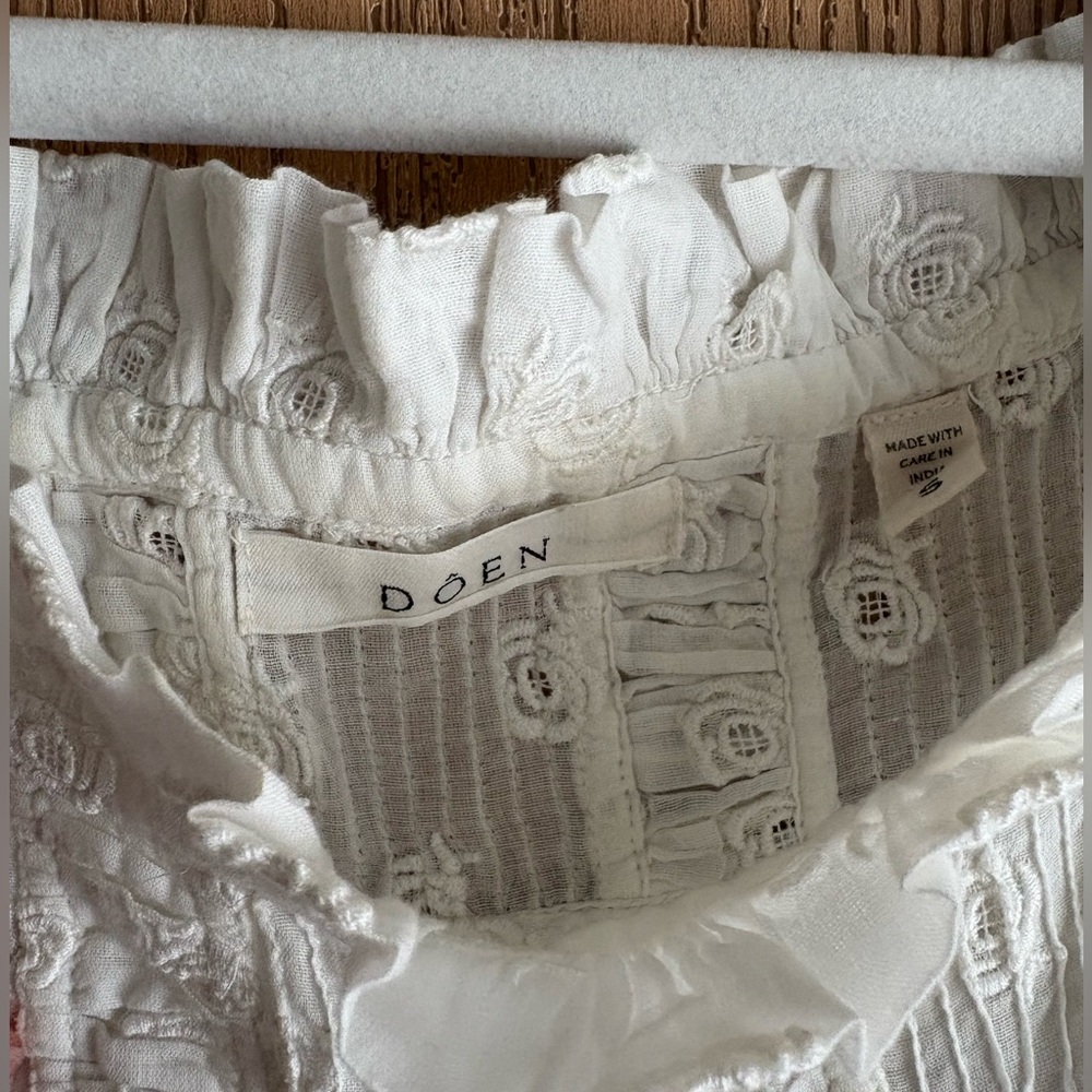 Doen Embroidered White Frances Top - Picture 4 of 5